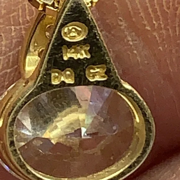 14kt Gold Necklace with CZ pendant. Both marked 14kt chain perfect shape! - Picture 5 of 11